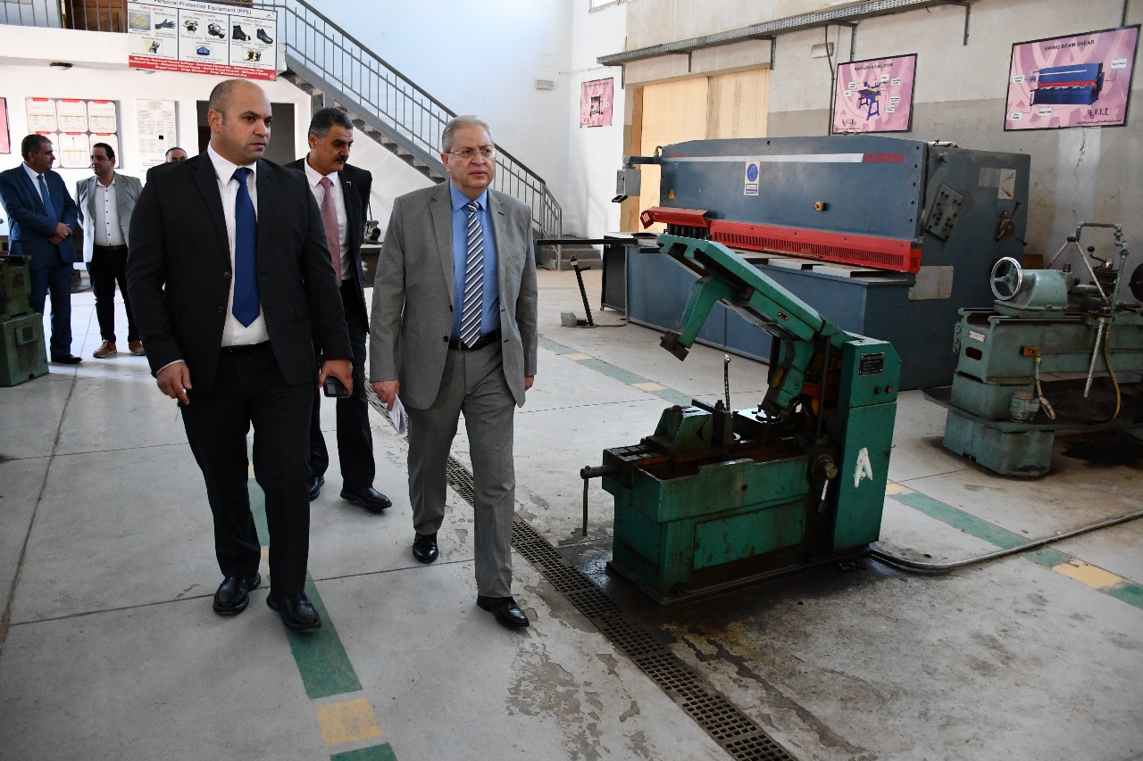 رئيس جامعة حلوان يتفقد جامعة حلوان التكنولوجية