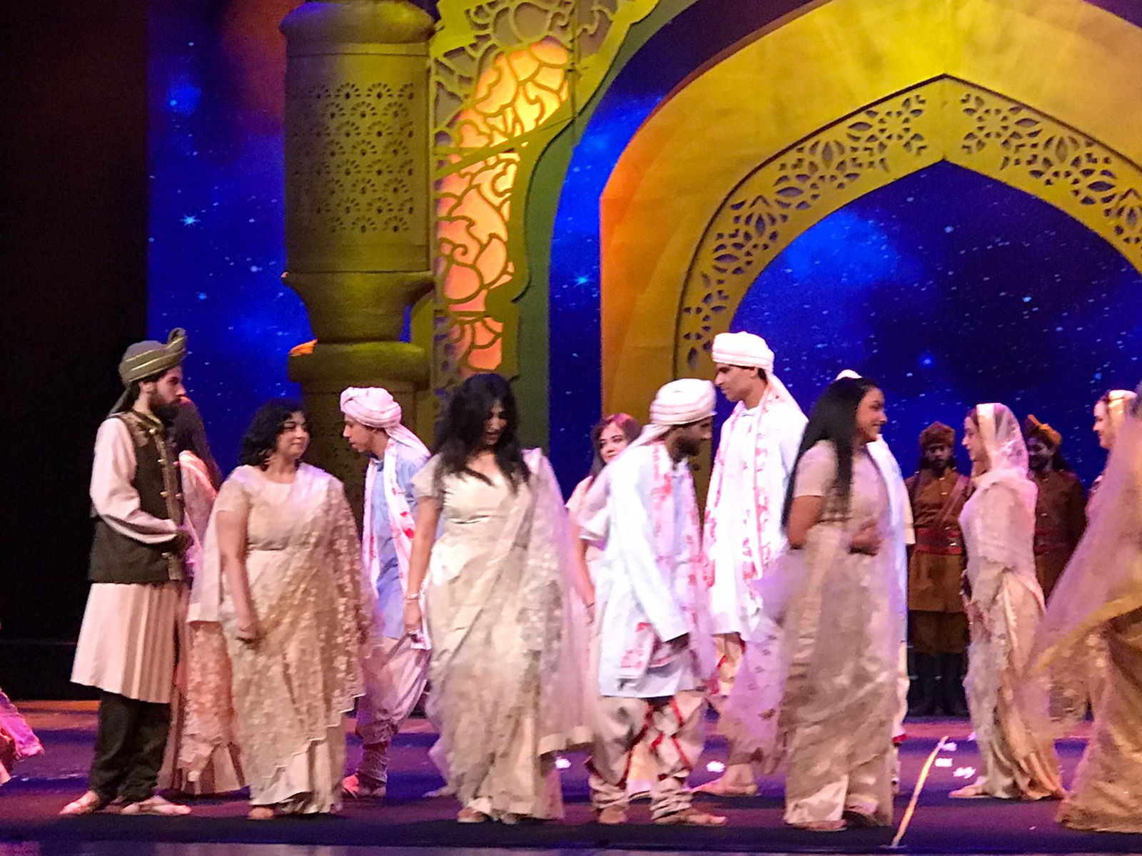 كورال صوت العاصمة بجامعة حلوان يقدم أوبريت راحت عليك