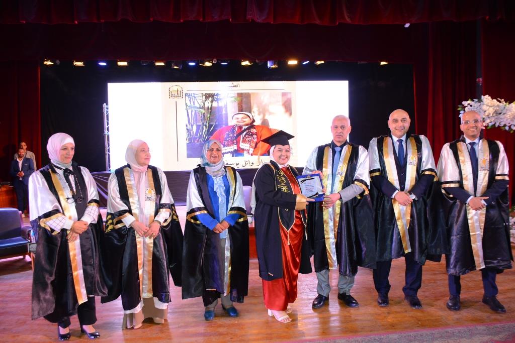 حفل تخريج الدفعة السابعة بكلية طب الأسنان جامعة أسيوط