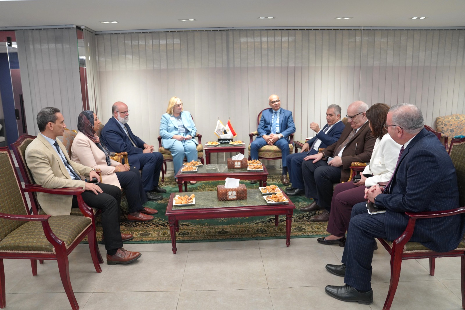 جامعة عين شمس تعزز التعاون الأكاديمي مع جامعة ويسكونسن الأمريكية