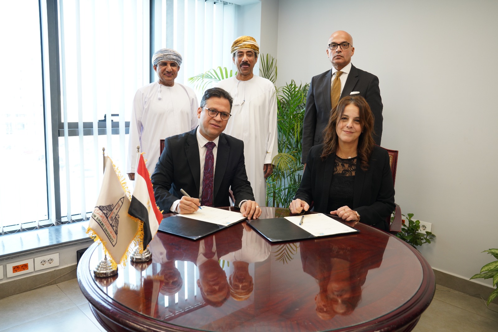 اتفاقية أكاديمية بين جامعة عين شمس وكلية البريمي بسلطنة عمان