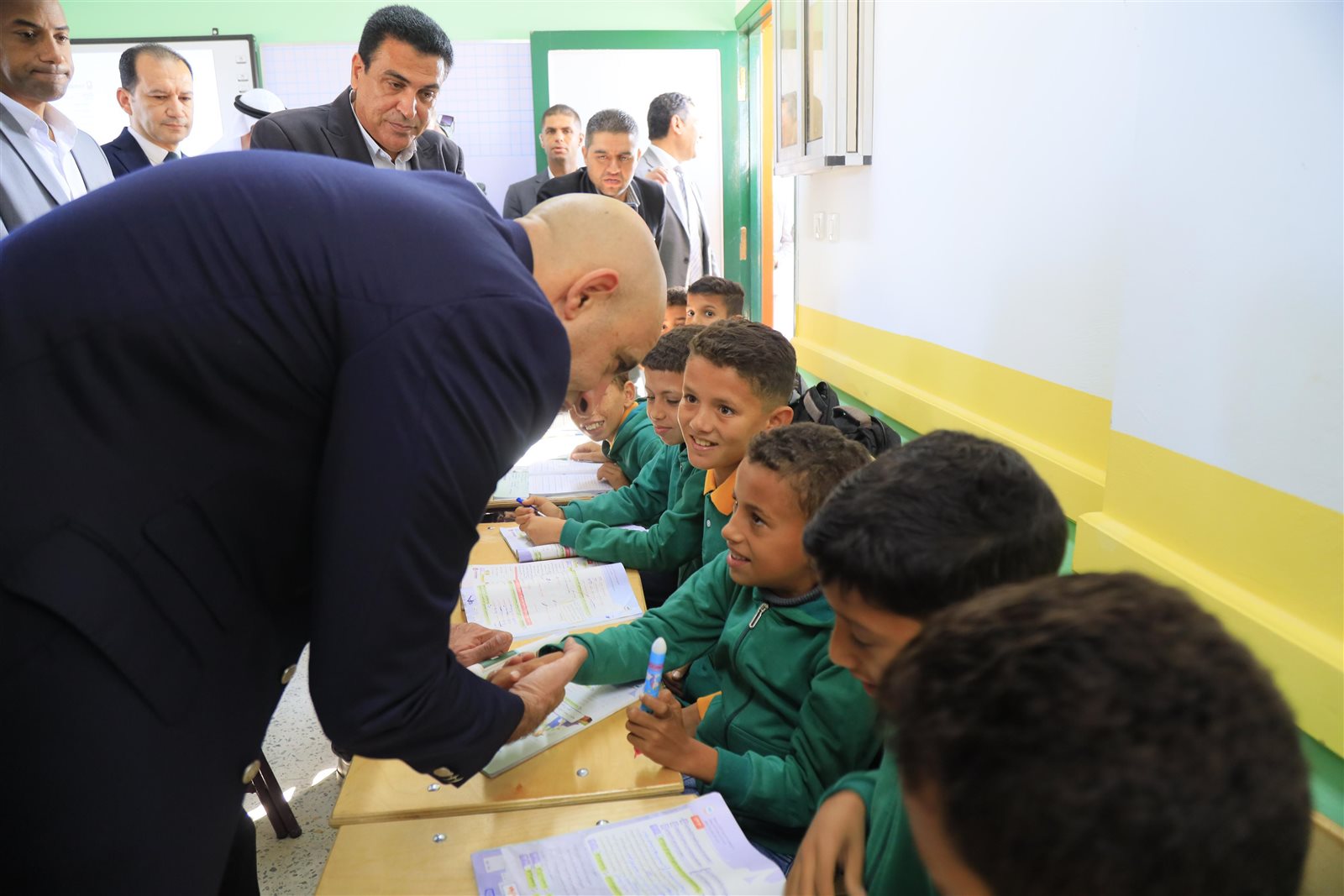 وزير التربية والتعليم يتابع سير الدراسة في مدارس شمال سيناء