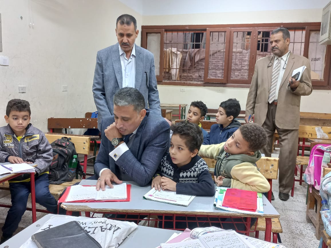إجراءات جديدة لمدير تعليم الجيزة لتحسين التقييم المستمر في المدارس