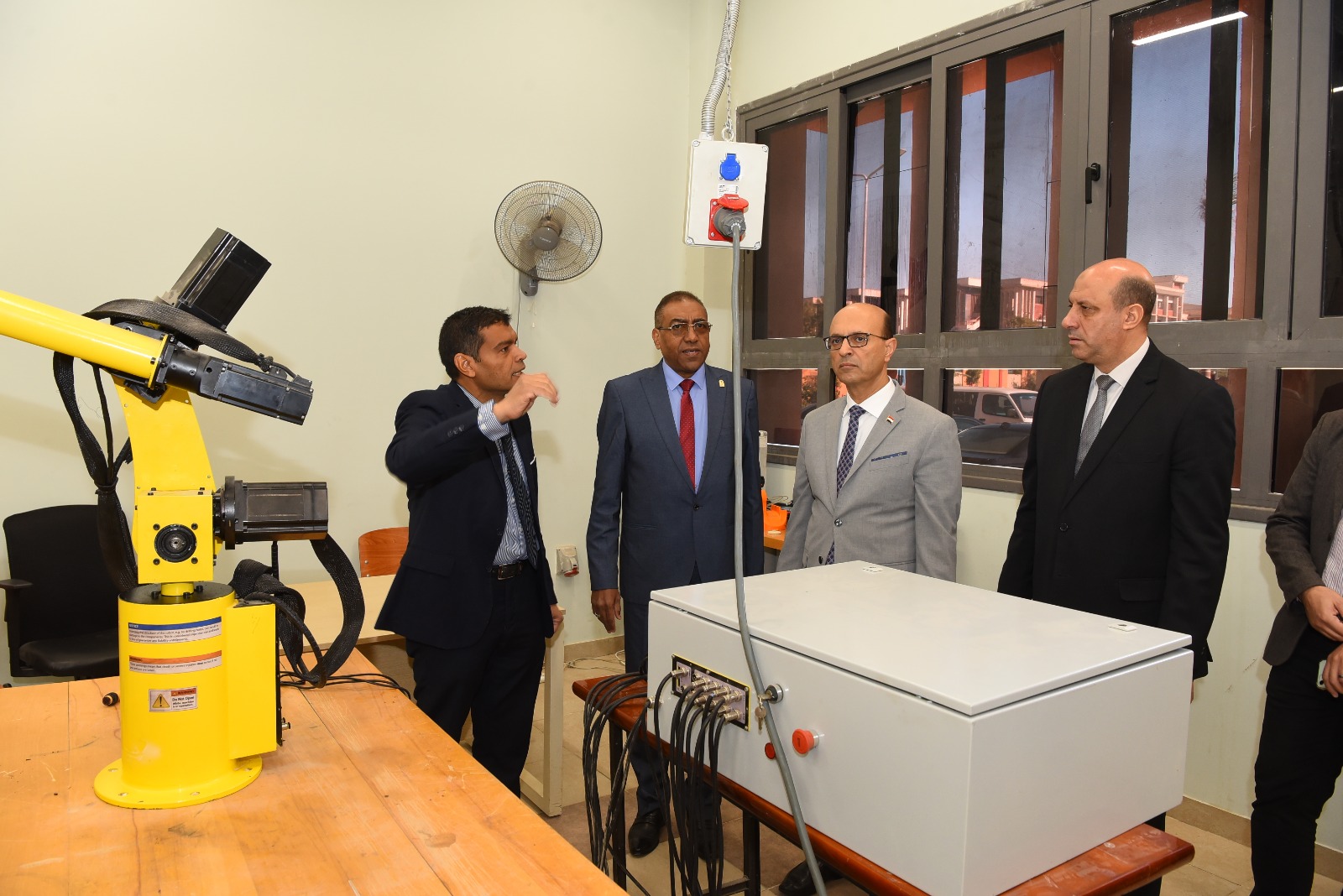  المنشاوي يترأس الاجتماع التحضيري الأول لجامعة أسيوط التكنولوجية الدولية 