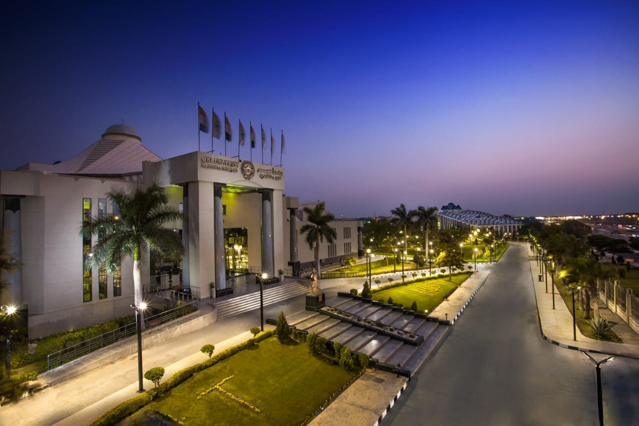 كلية العلوم الصيدلية في جامعة مصر للعلوم والتكنولوجيا تشارك في مبادرة 