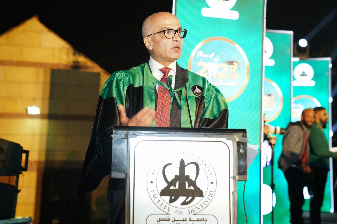 أسنان عين شمس تحتفل بتخريج الدفعة ٢٣ من بكالوريوس طب وجراحة الأسنان