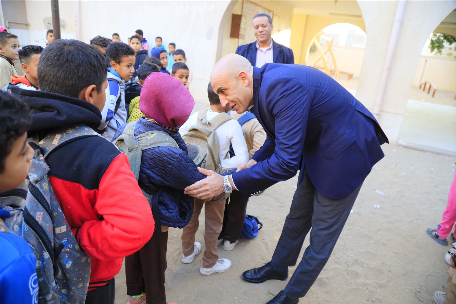 وزير التربية والتعليم ومحافظ المنيا يجريان جولة تفقدية لعدد من المدارس 