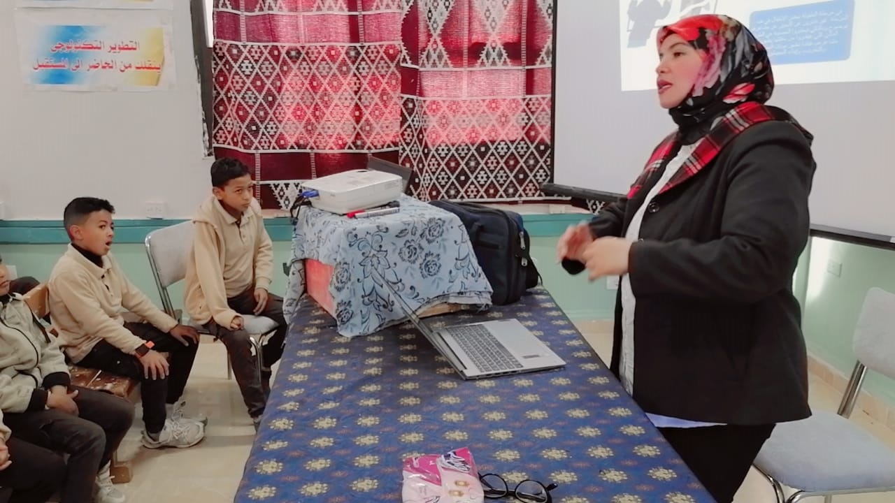 جامعة الأقصر تنظم ورشة حول الحلول المبتكرة للمشكلات السلوكية لطلاب الابتدائية