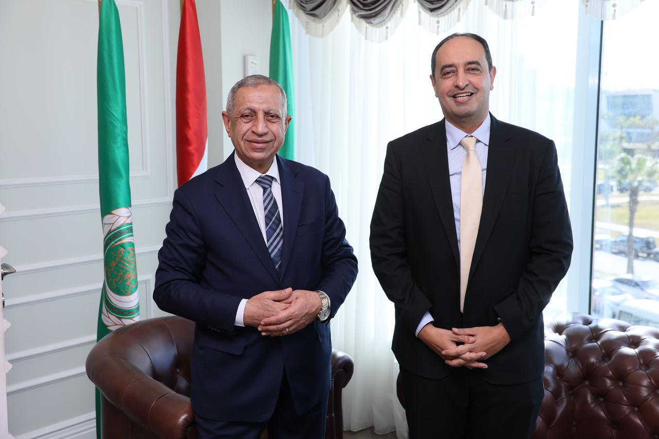 الأكاديمية العربية وصندوق مكافحة الإدمان يتحدان لحماية الشباب من المخدرات