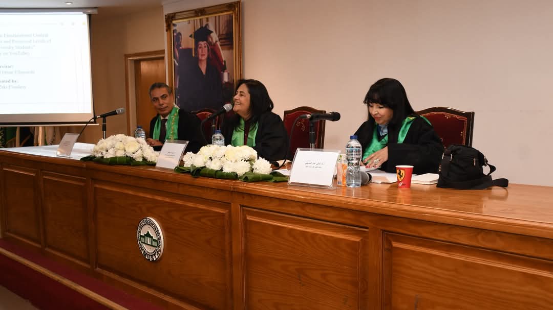 جامعة مصر للعلوم والتكنولوجيا تمنح الباحثة حبيبة زكي درجة الماجستير بتقدير ممتاز في مجال الإعلام