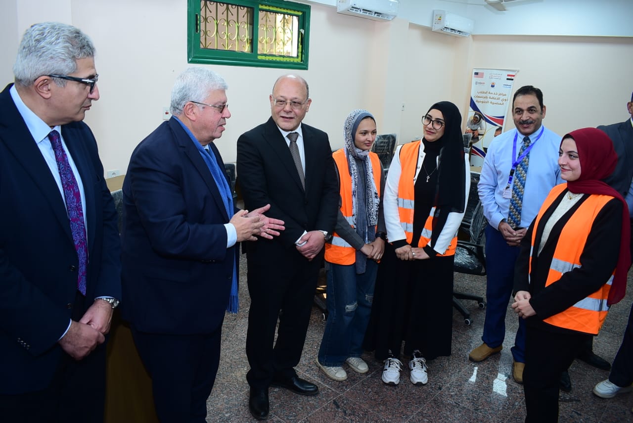 جامعة سوهاج تفتتح مركزًا لدعم دمج الطلاب ذوي الإعاقة في التعليم العالي