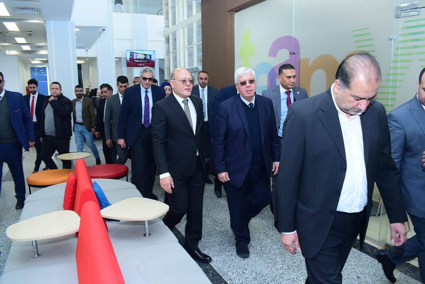 وزير التعليم العالي يثني على مركز إبداع مصر الرقمي CRETIVA في جامعة سوهاج