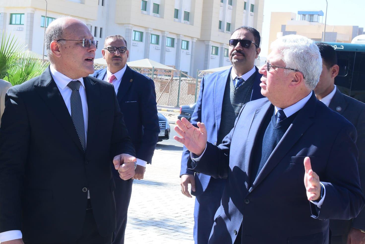 وزير التعليم العالي يثني على مركز إبداع مصر الرقمي CRETIVA في جامعة سوهاج