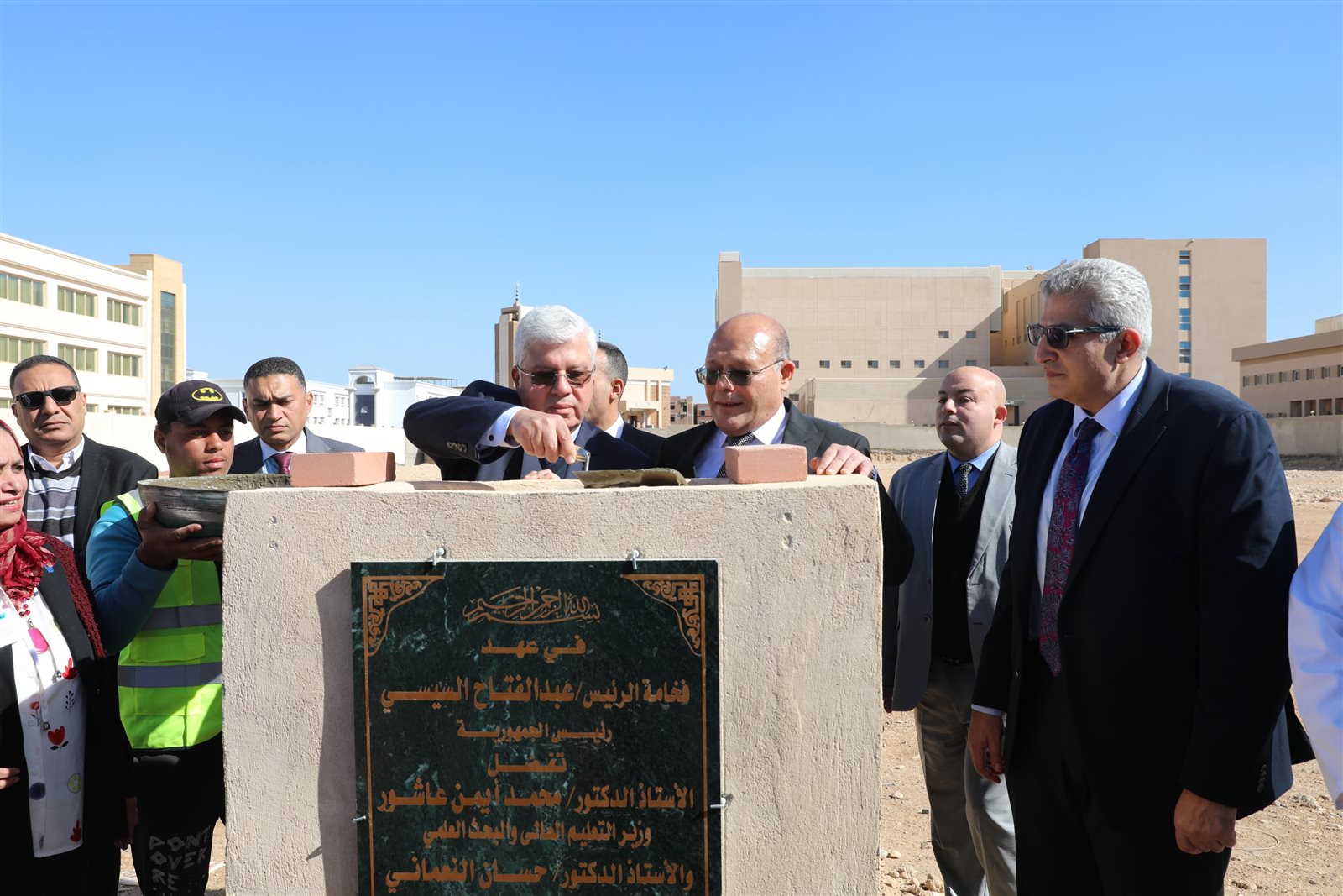 وزير التعليم العالي يفتتح مشروعات تعليمية وصحية جديدة في جامعة سوهاج