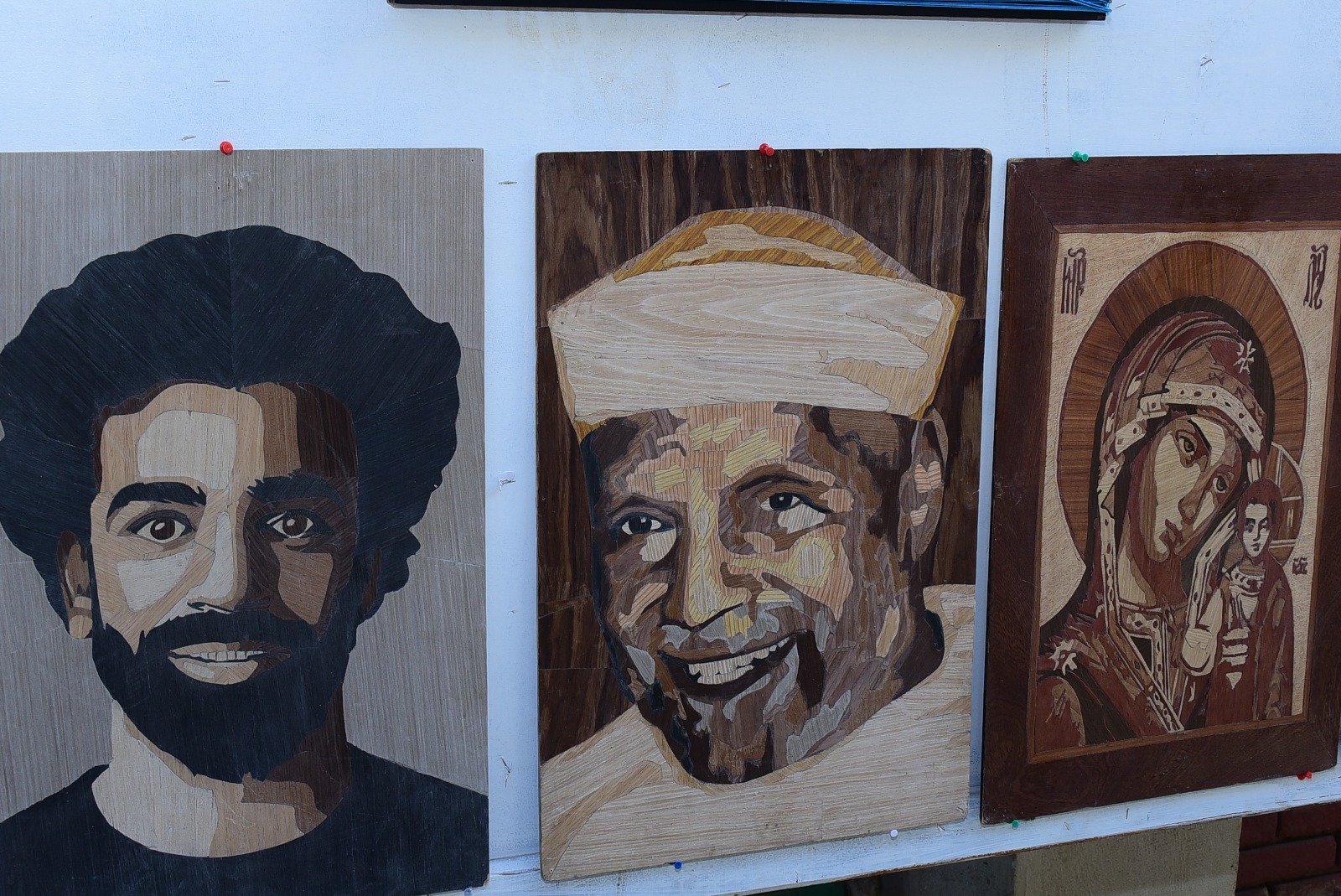 إبداعات طلابية تتألق في مهرجان فكرة ولون في جامعة سوهاج