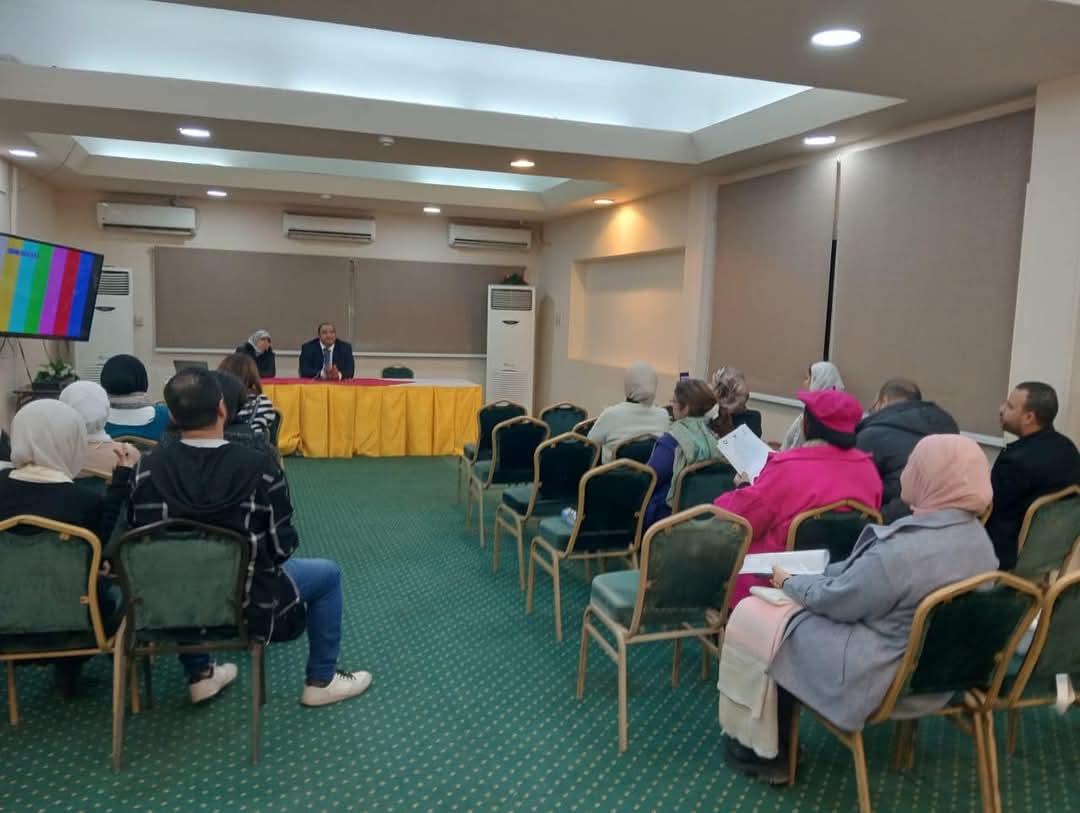 جامعة حلوان تجمع خريجي سياحة وفنادق في ملتقى للتواصل المهني