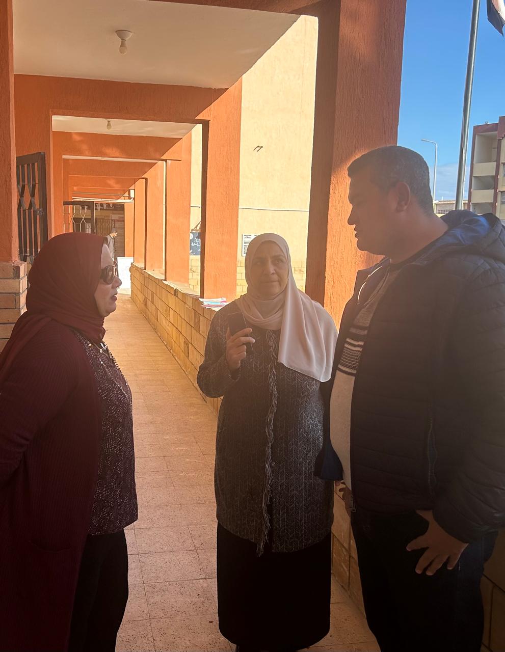 18،394 طالبًا وطالبة يؤدون امتحانات الفصل الدراسي الأول في تعليم مطروح وسط أجواء هادئة