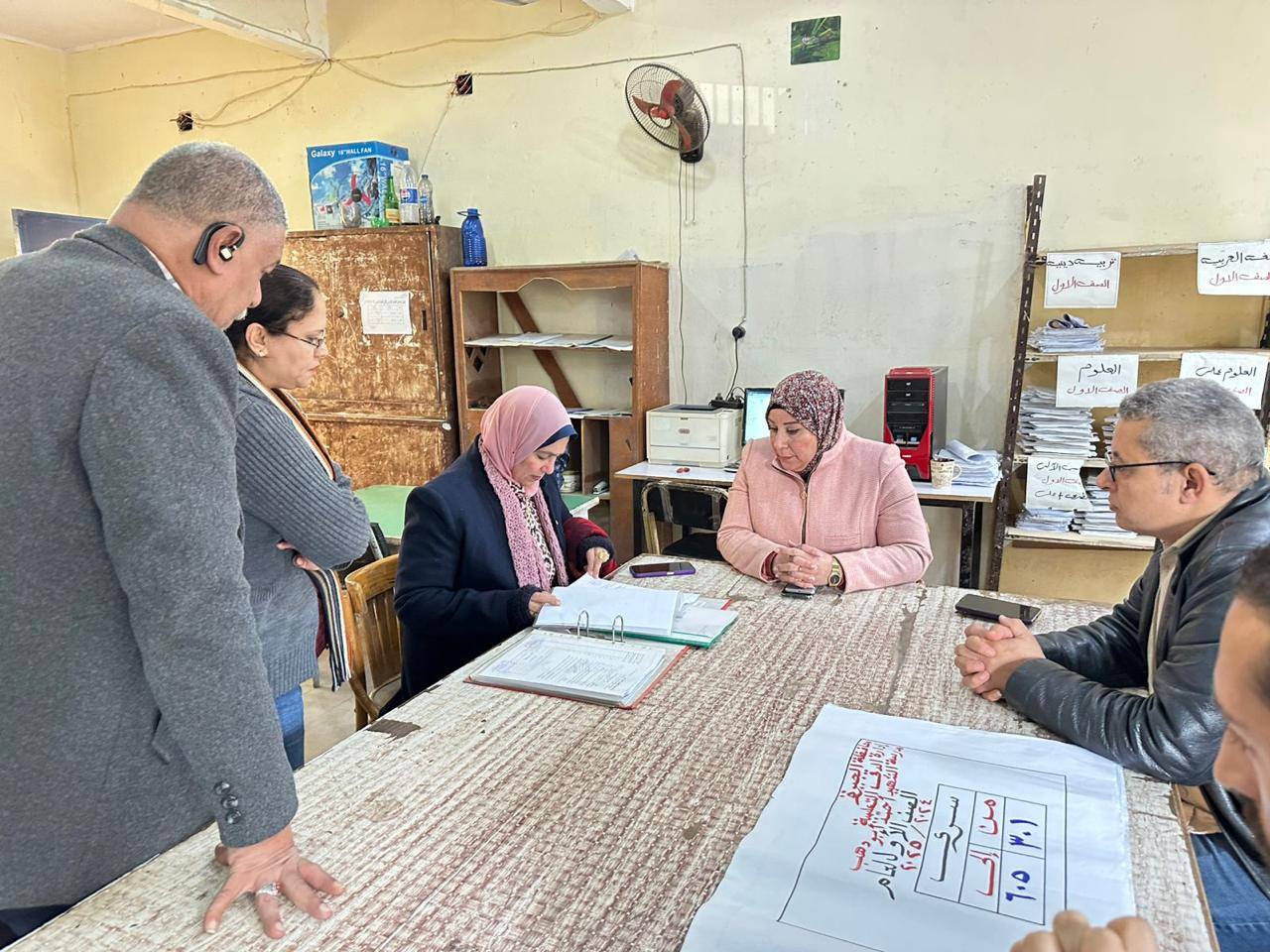 وكيل تعليم الجيزة في جولة تفقدية لضمان سير امتحانات صفوف النقل بكفاءة