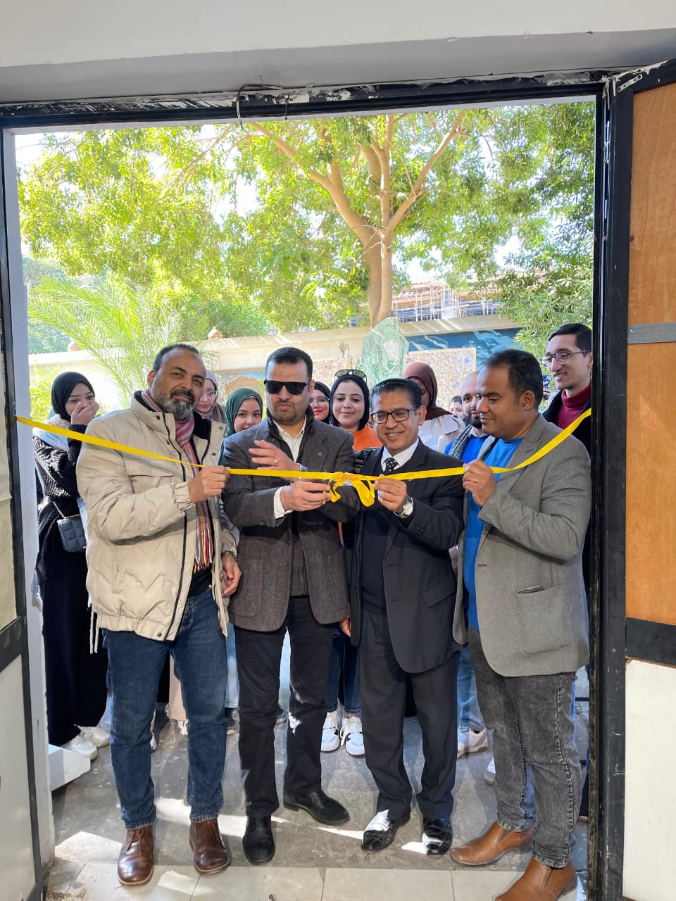 إبداع طلاب جامعة الأقصر في معرض معًا نستطيع بكلية الفنون الجميلة