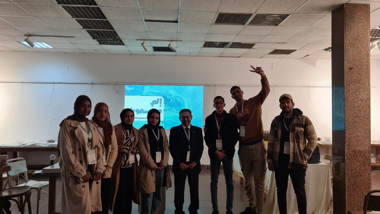 إبداع طلاب جامعة الأقصر في معرض معًا نستطيع بكلية الفنون الجميلة