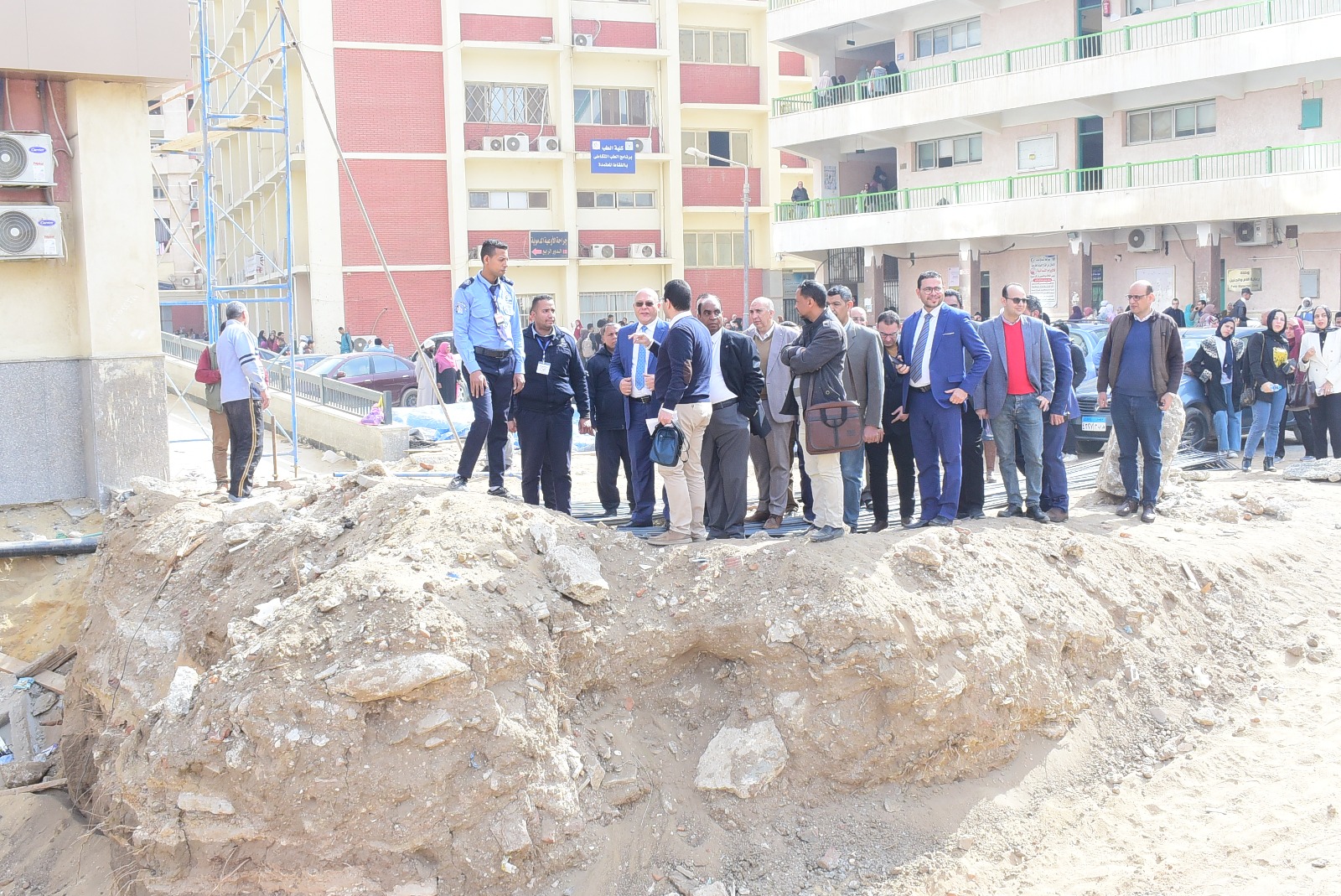 جامعة سوهاج تقترب من افتتاح مستشفى الجراحات المتخصصة بخدمات طبية متكاملة