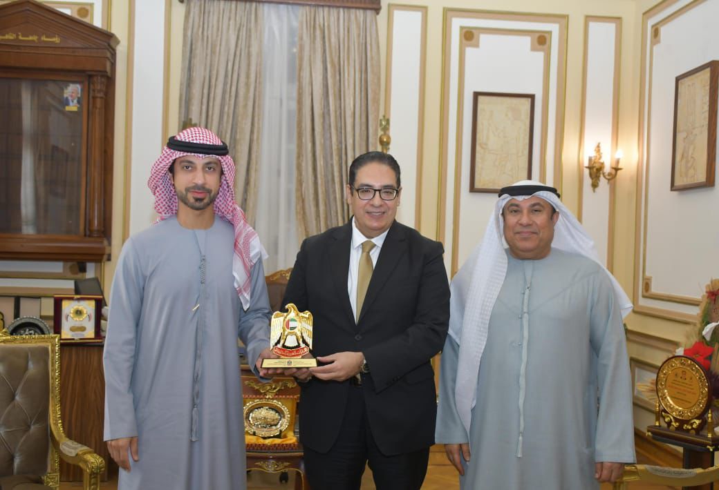 تعزيز التعاون الأكاديمي بين جامعة القاهرة ودولة الإمارات