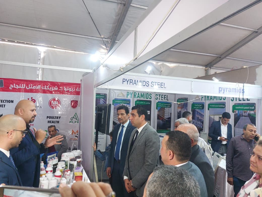 جامعة الأقصر تشارك في افتتاح معرض 