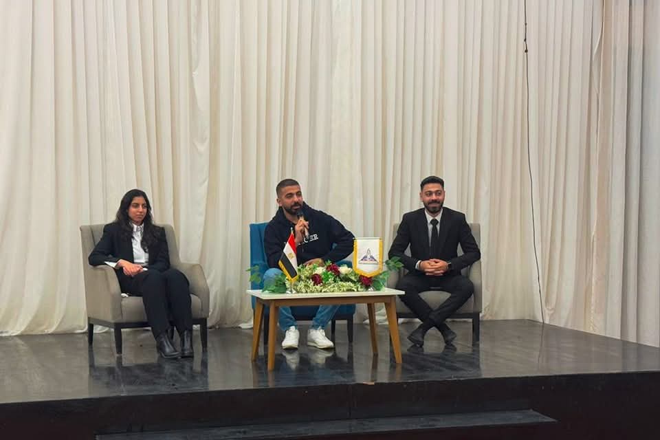 ملتقى تدريبي متميز لطلاب جامعة عين شمس