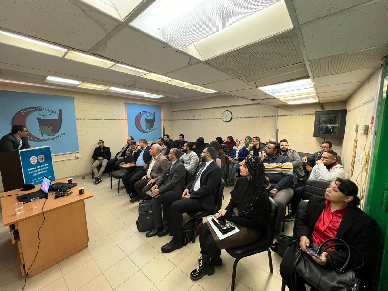 جامعة سوهاج تنظم ورشة عمل متخصصة حول المشيمة المتقدمة والملتصقة