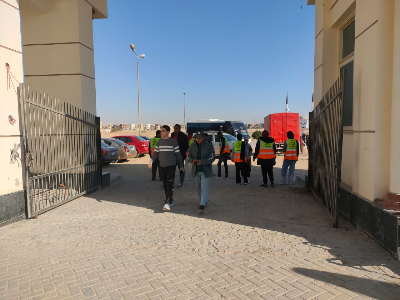 جامعة أسيوط الأهلية تعلن انتظام الدراسة وانطلاق الأنشطة الطلابية