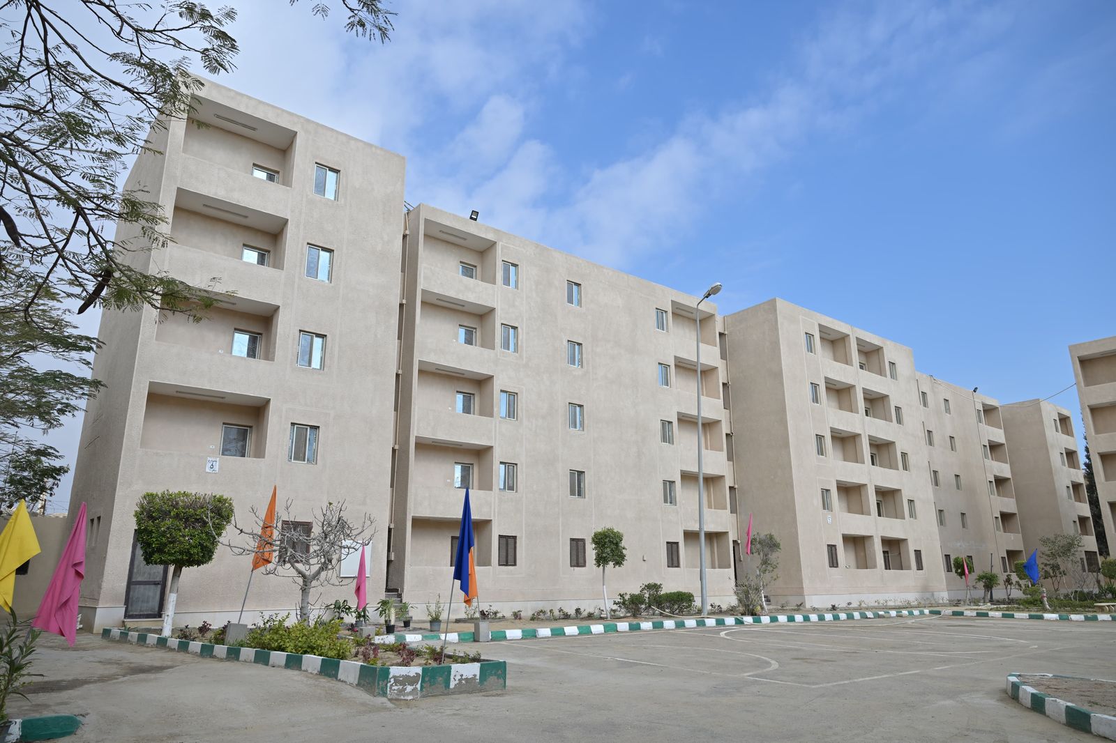 جامعة القاهرة تفتتح مدينة الطلبة بالشيخ زايد