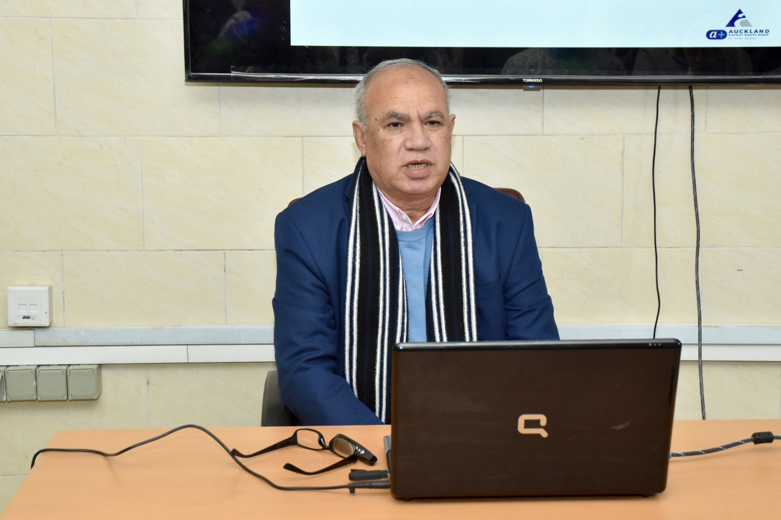 جامعة سوهاج تنظم ورشة لتدريب الأطباء على المهارات الجراحية