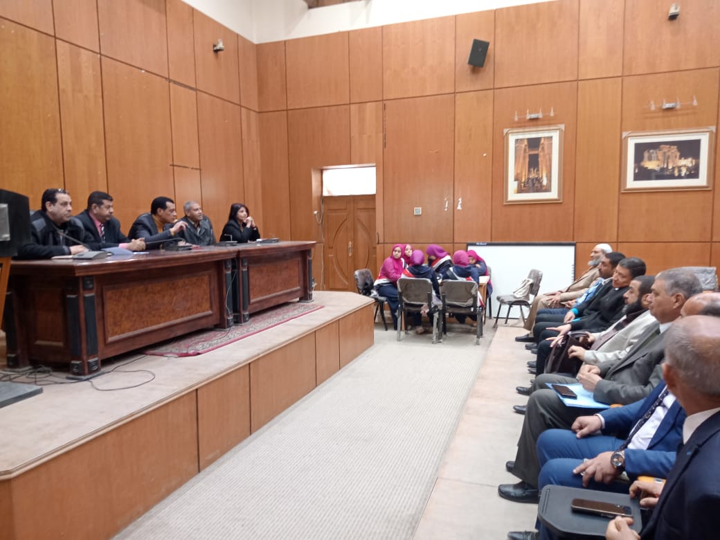 طلاب نيده الثانوية يتوجون ببطولة أوائل طلاب الثانوية العامة في تعليم سوهاج