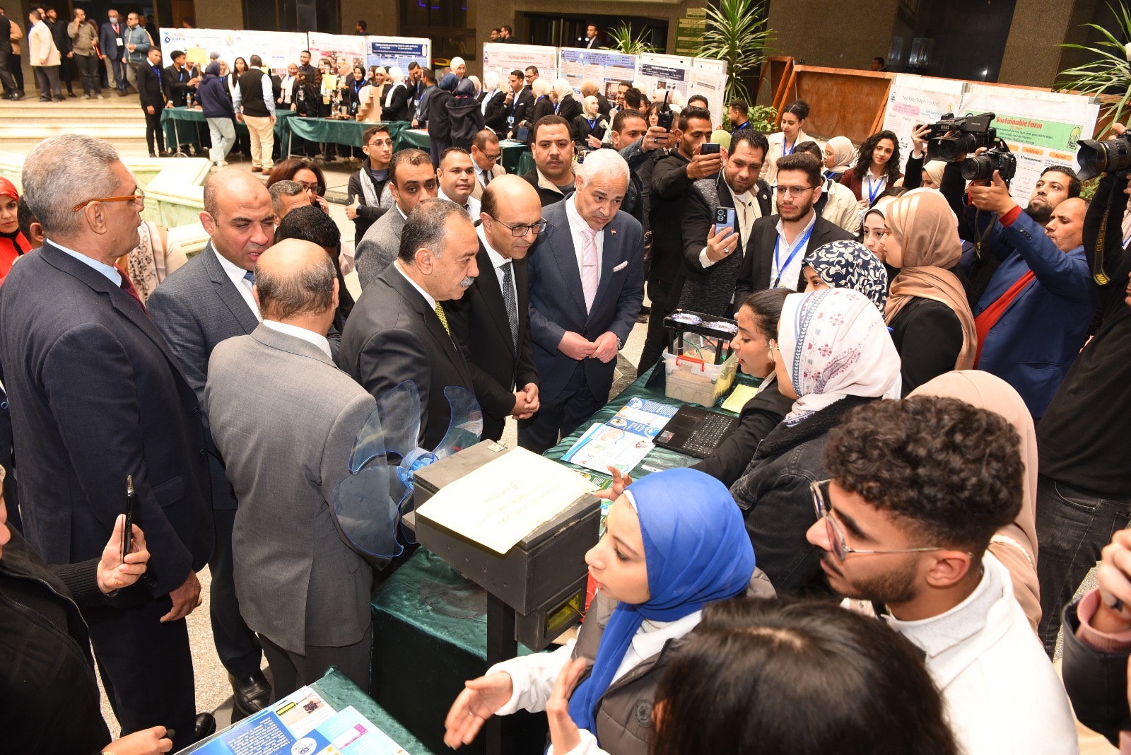 5a66ac18-8be7-47a8-87cc-262ff59a3e72