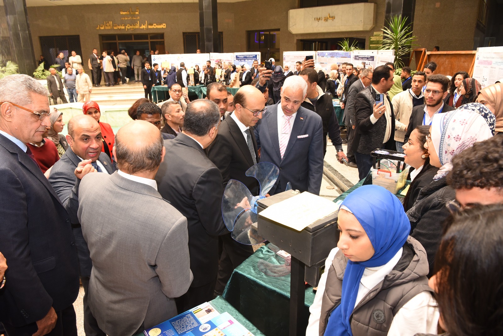 a286d888-365f-48b1-a76e-ab0d5258b3ff