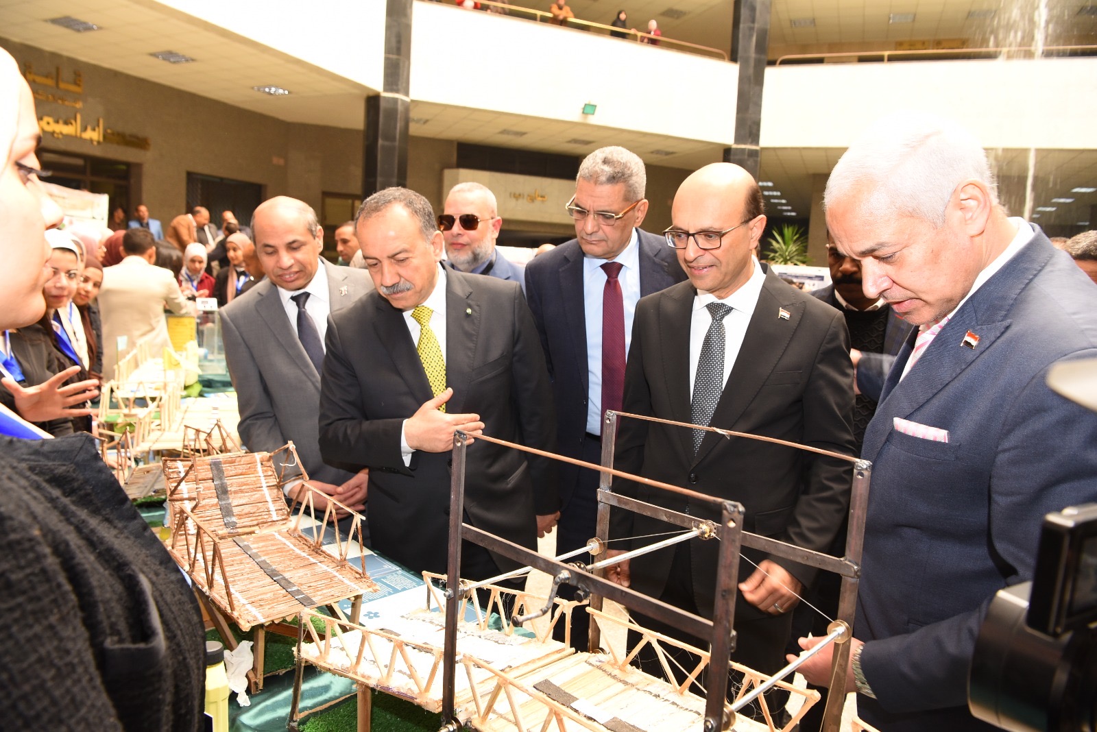 904e2692-91f0-4495-b37a-347d6e79ba76