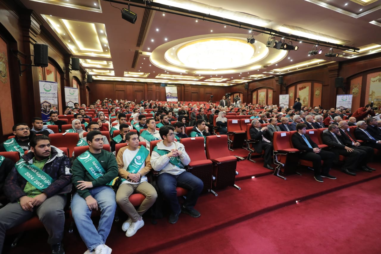 تكريم أوائل الثانوية العامة والأزهرية في احتفالية متميزة