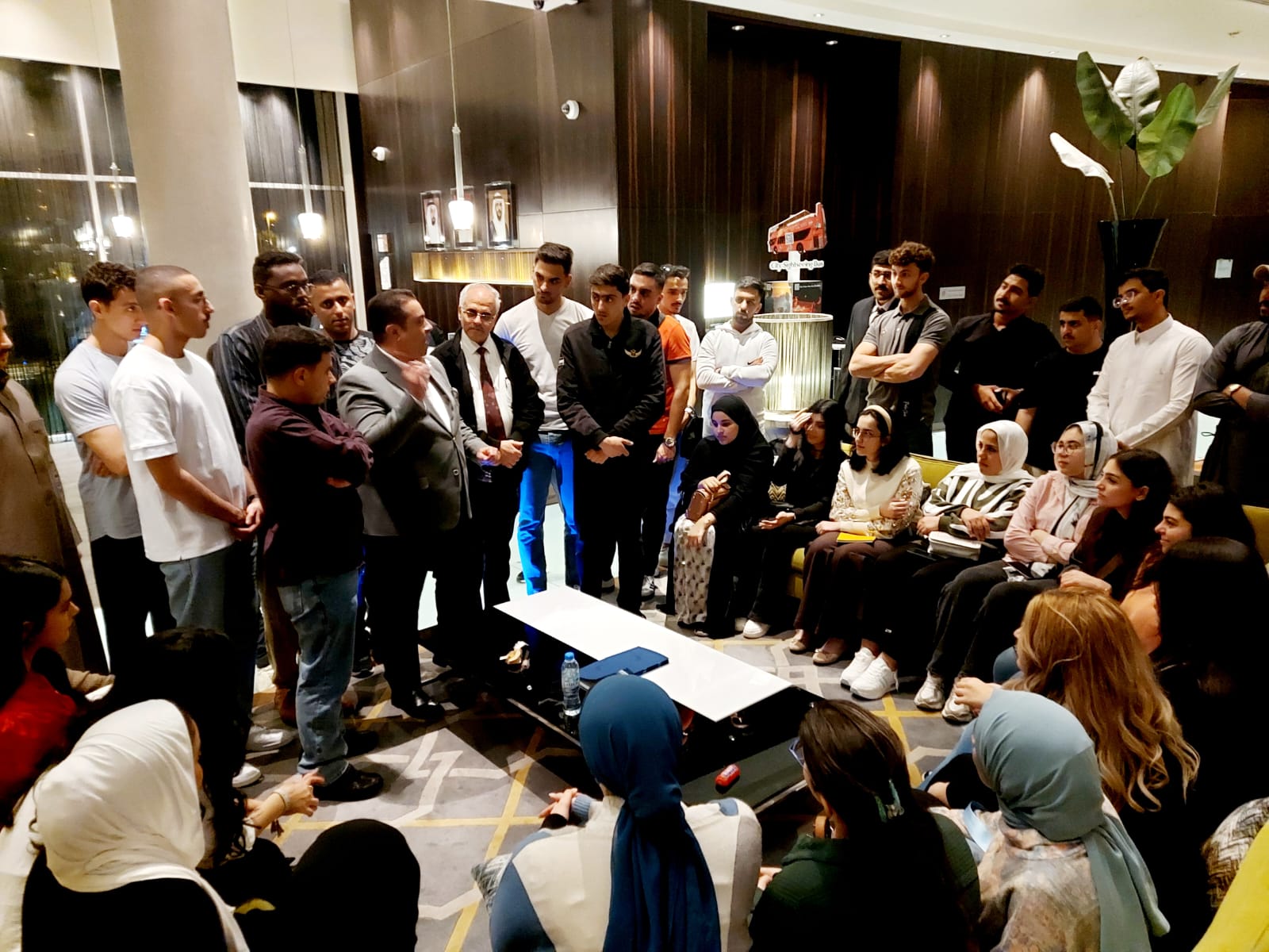 إطلاق برنامج إعداد قادة الشباب العربي في جامعة الشارقة