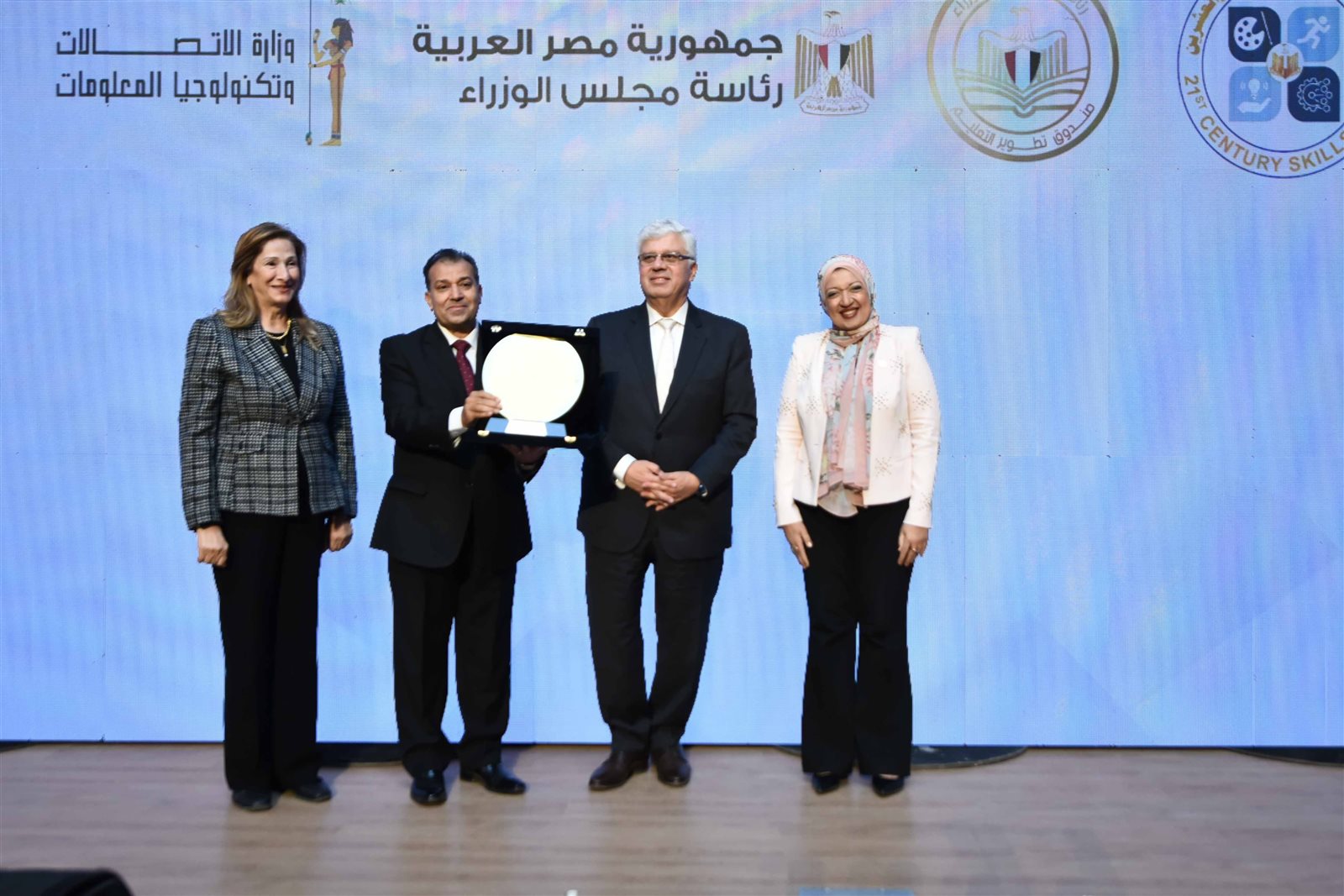 وزير التعليم العالي يشهد حفل إطلاق مبادرة مراكز مهارات القرن 21