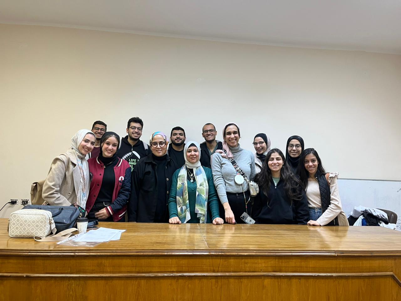 جامعة عين شمس تحتفل باليوم العالمي لصحة الفم والأسنان