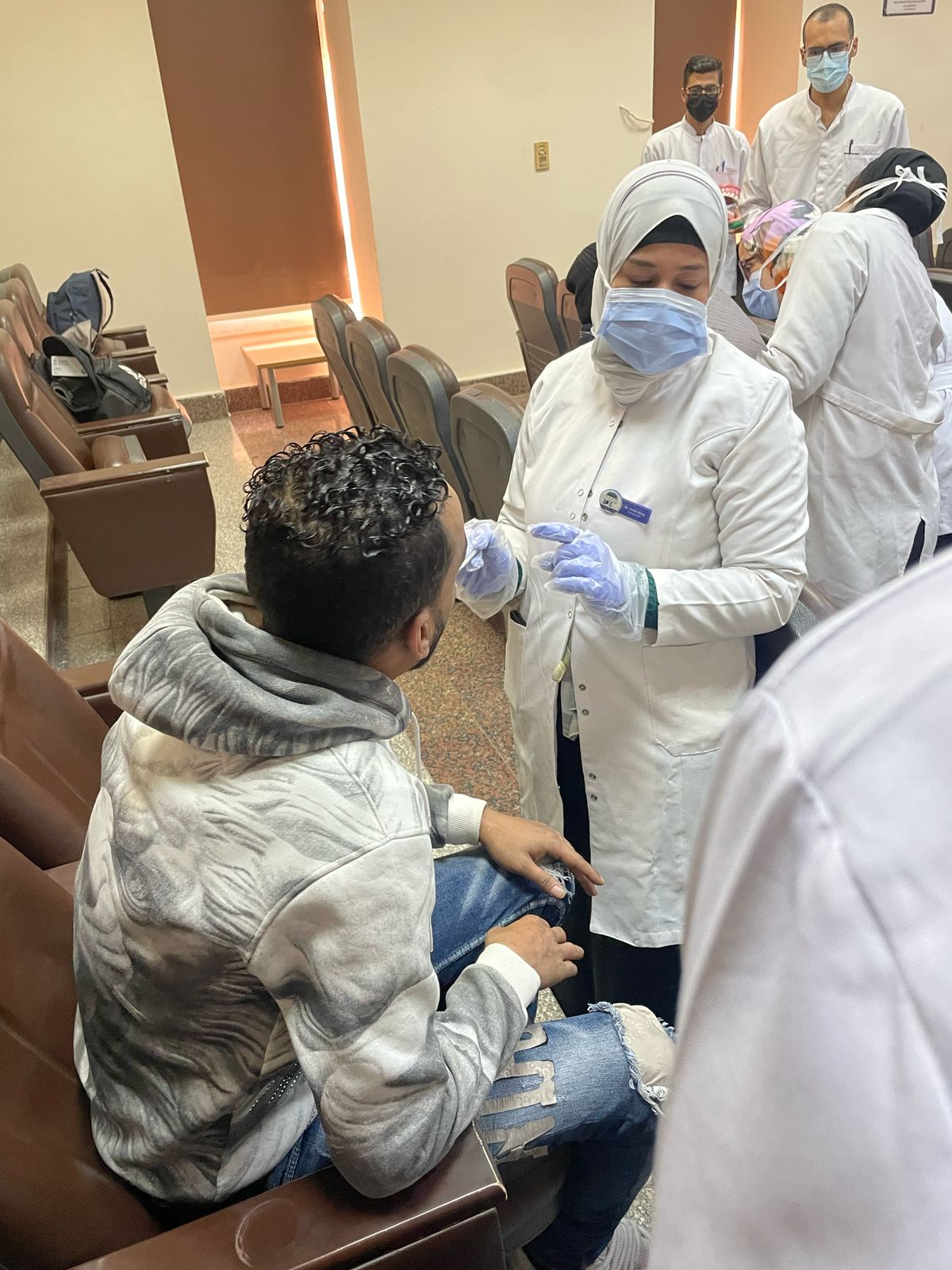 جامعة عين شمس تحتفل باليوم العالمي لصحة الفم والأسنان