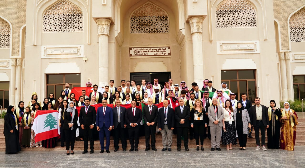 ختام فعاليات النسخة السادسة من برنامج إعداد قادة الشباب العربي في جامعة الشارقة