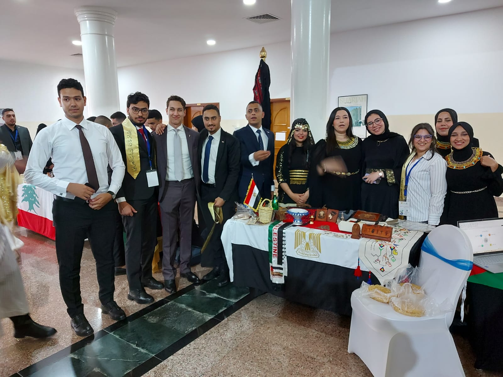 ختام فعاليات النسخة السادسة من برنامج إعداد قادة الشباب العربي في جامعة الشارقة