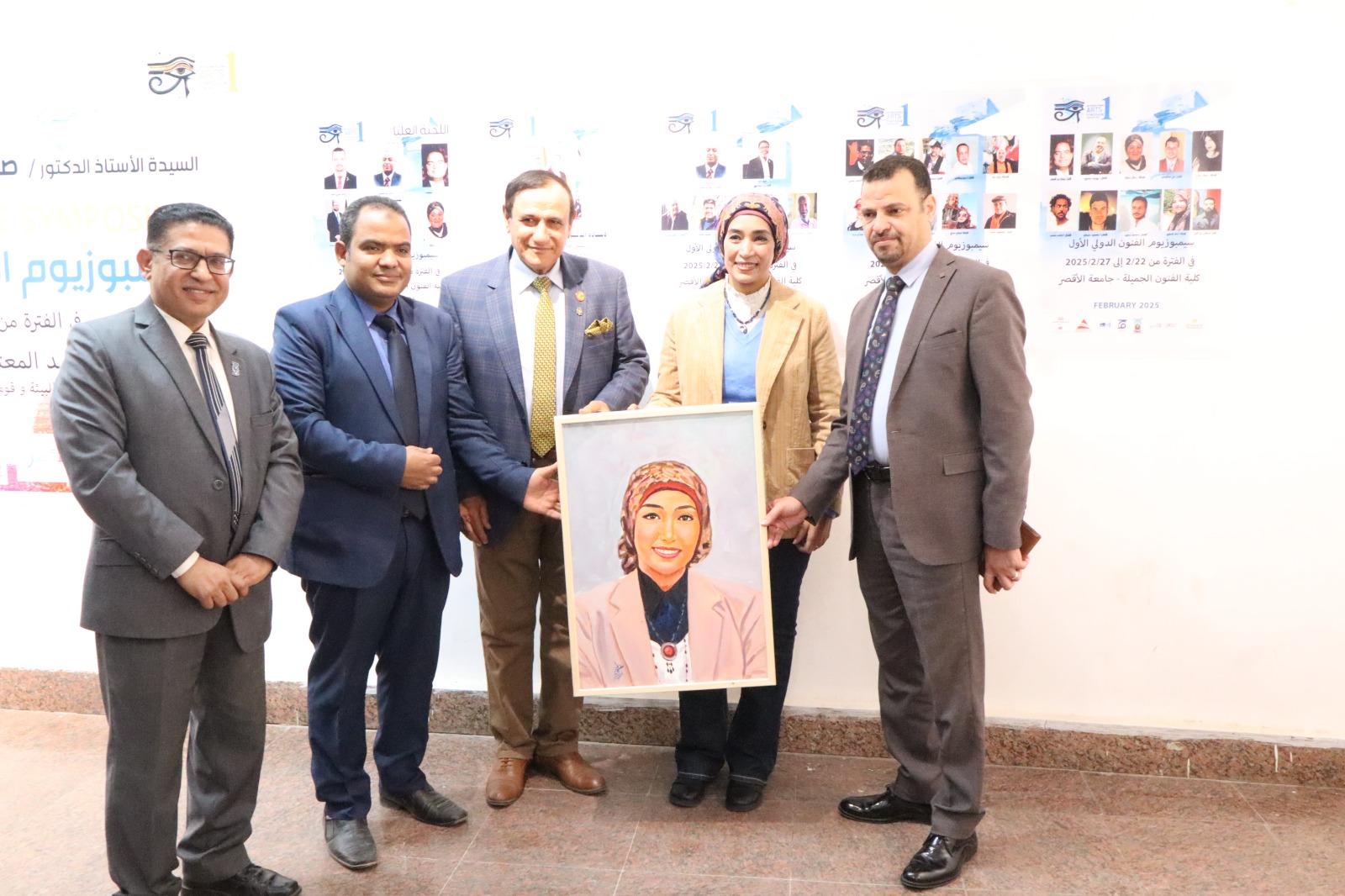 انطلاق المعرض الفني سيمبوزيوم الفنون الدولي الأول بجامعة الأقصر