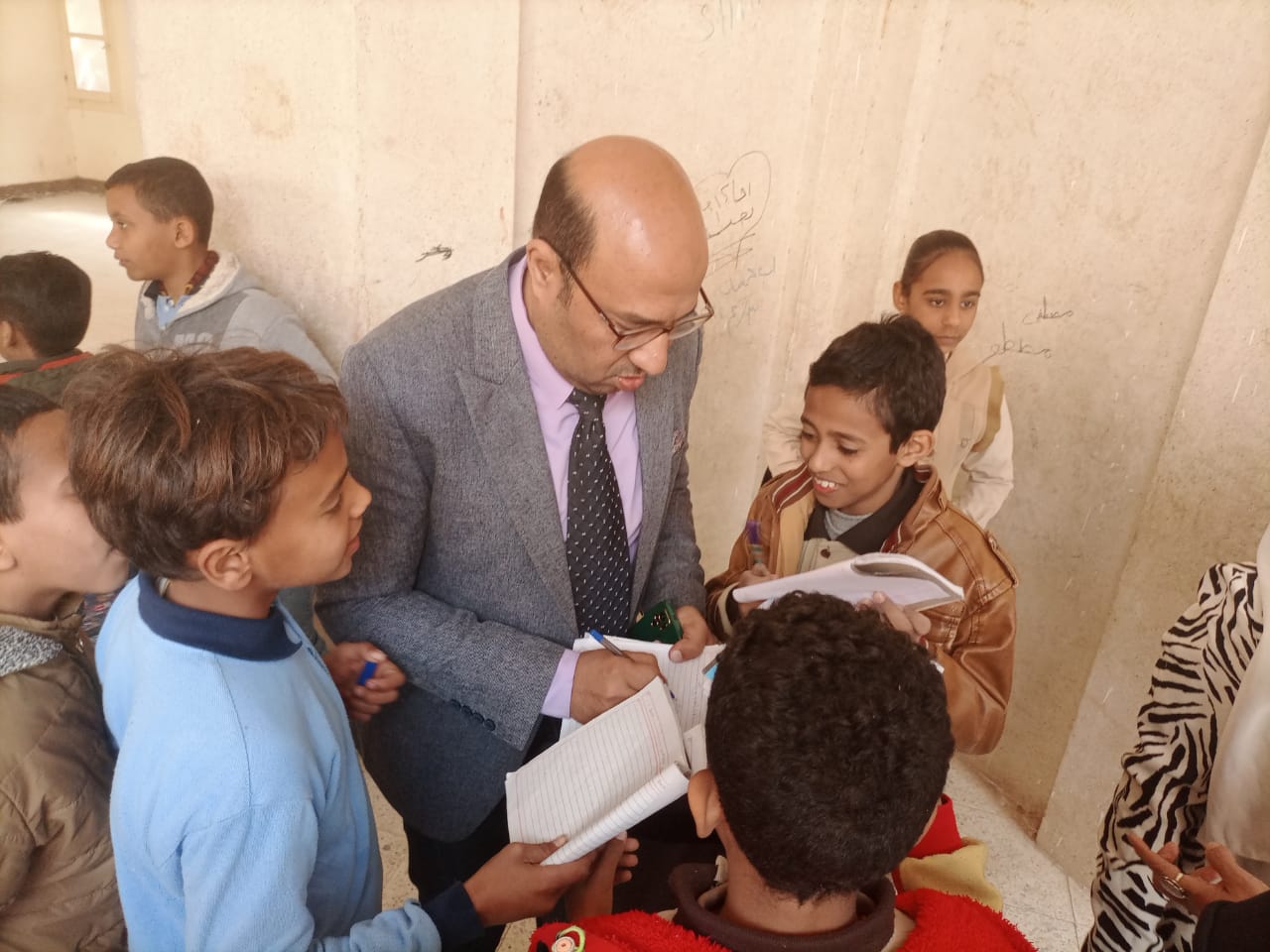 جامعة الأقصر تنظم ورشة توعوية حول الاستخدام الآمن للإنترنت