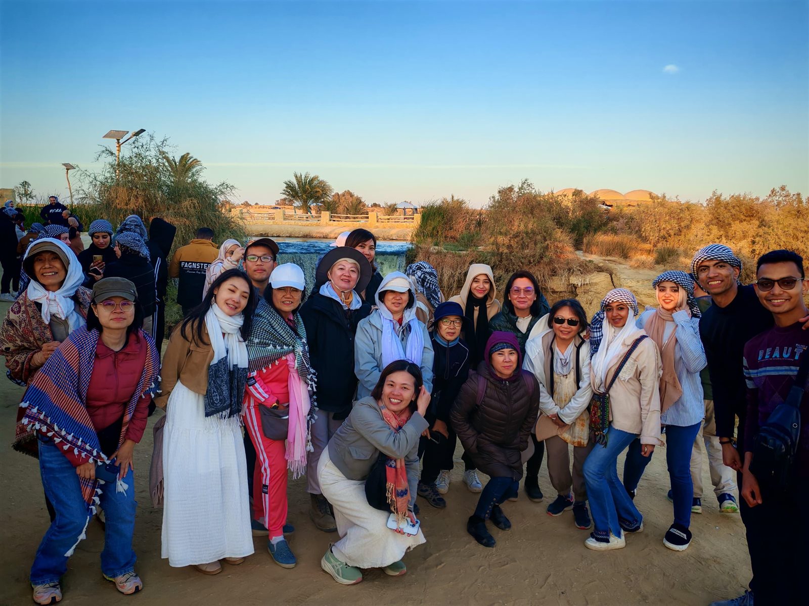 جامعة سوهاج تنظم رحلة استكشافية لرصد اصطفاف المشتري والمريخ