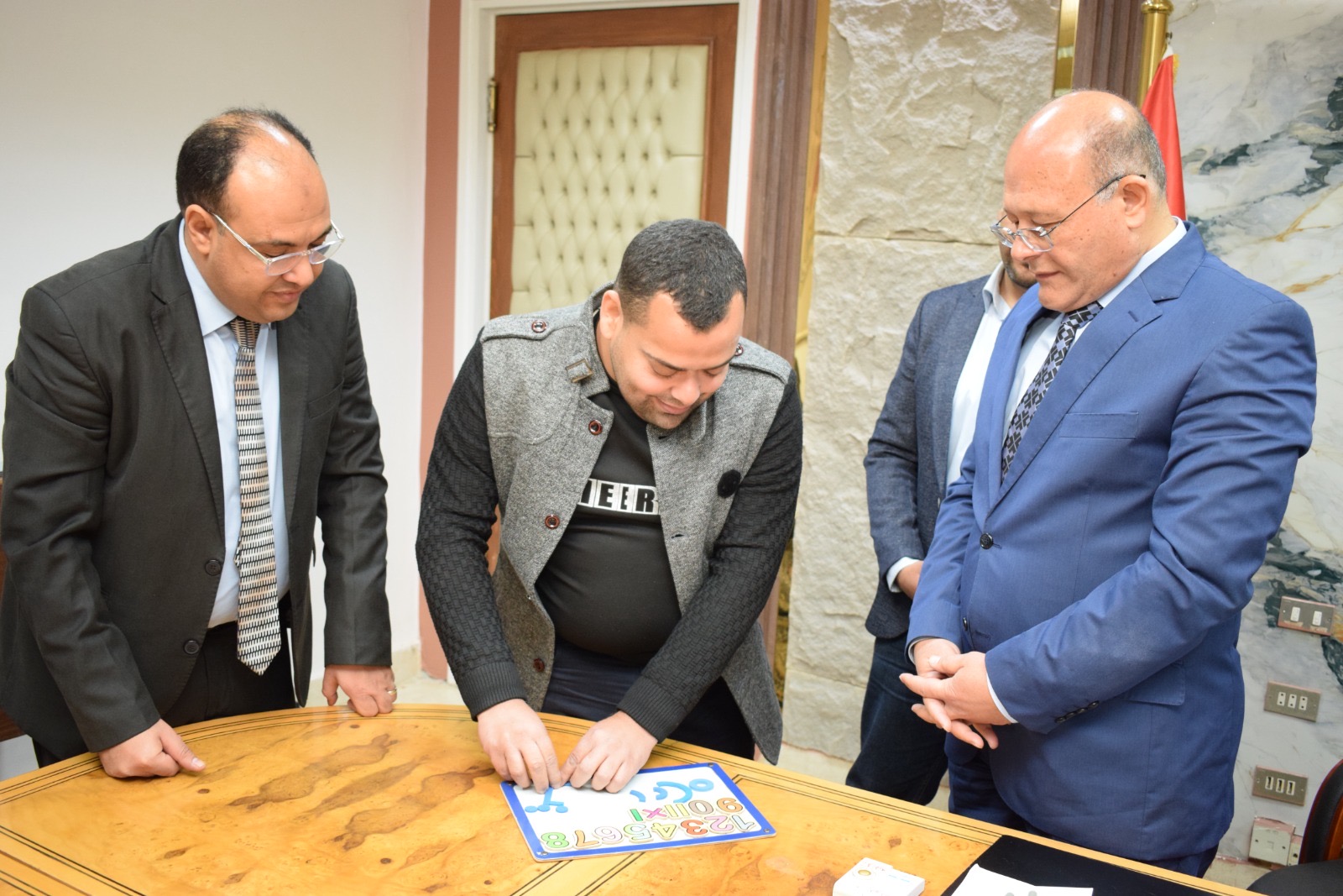 28d4a07a-d369-4c33-886f-9699e71a19af