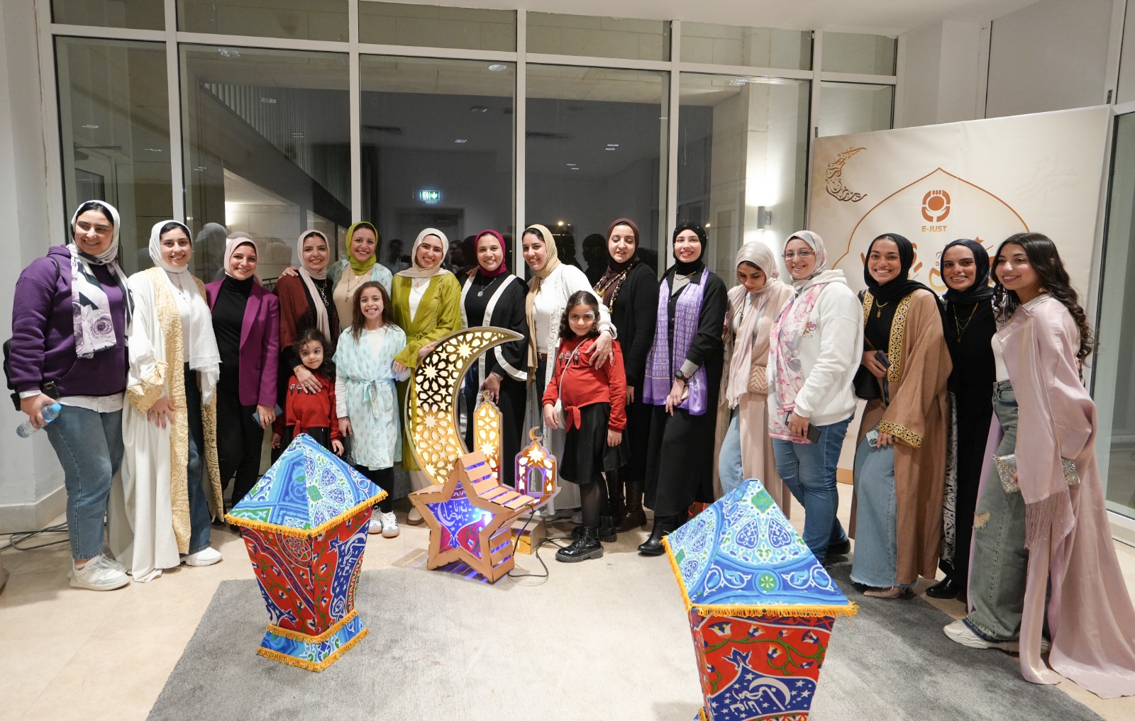 رئيس الجامعة اليابانية يشارك في حفل إفطار رمضاني مع أسرة الجامعة