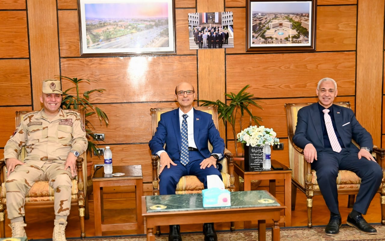 جامعة أسيوط تطلق الدورة الأولى للتربية الوطنية مخصصة للطالبات 