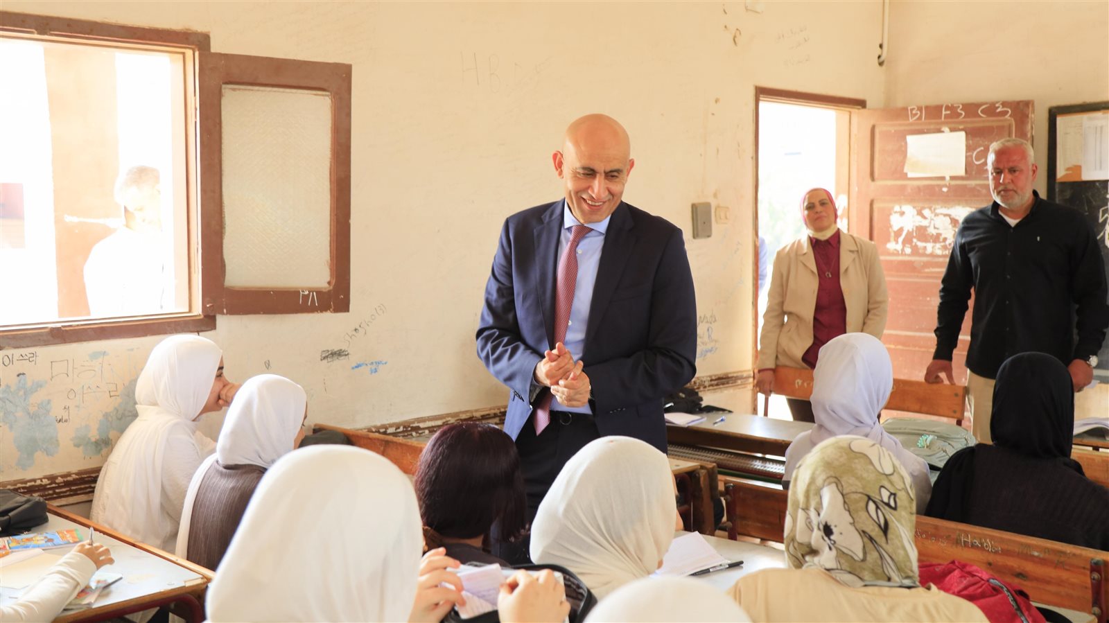 وزير التربية والتعليم في جولة مفاجئة بمدارس المنوفية